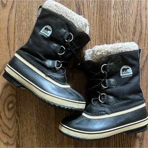 Sorel Boots - Black size 3
